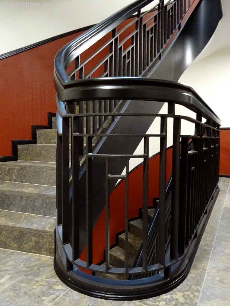Bild 3 von SMG – Treppen